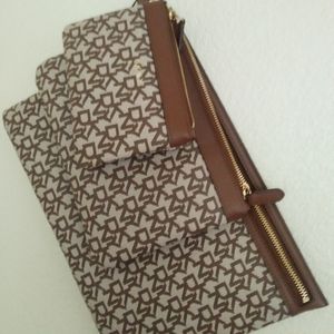 DKNY Vela Triple Pouch Set